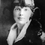 Amelia Earhart, la aviadora que convirtió el cielo en frontera