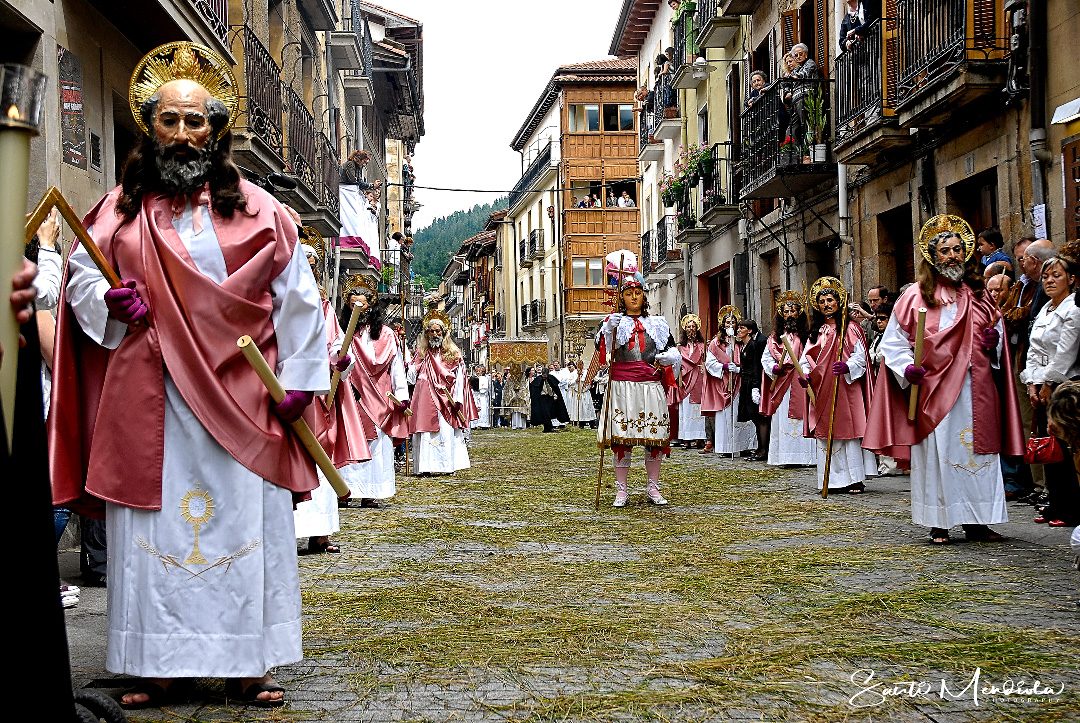 Oñati y el Corpus con danzas, rituales que conservan estructura antigua