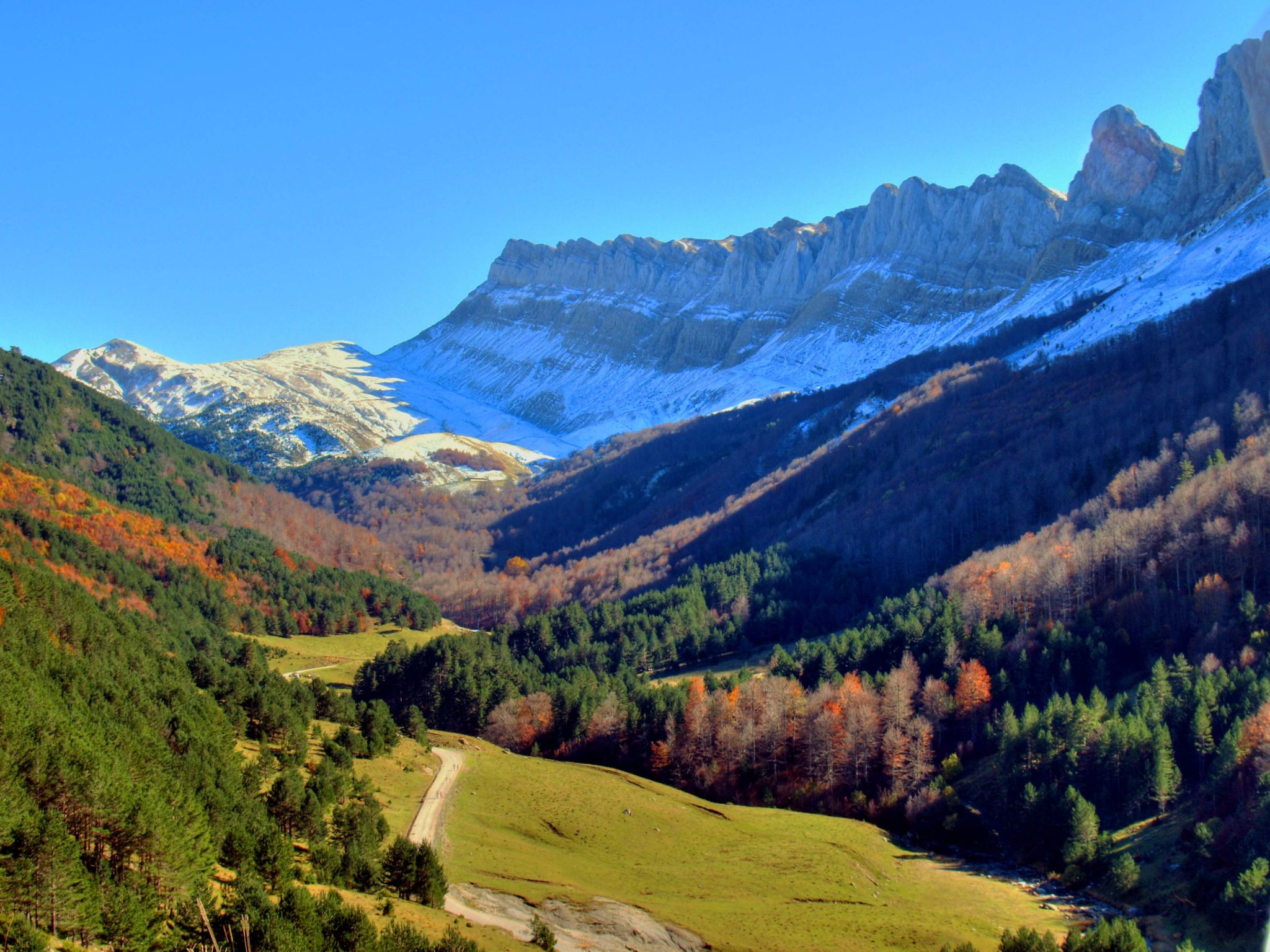 Zuriza, el refugio de alta montaña con acceso estacional