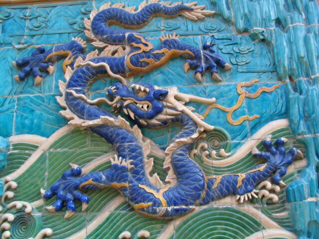 Dragones asiáticos del bosque